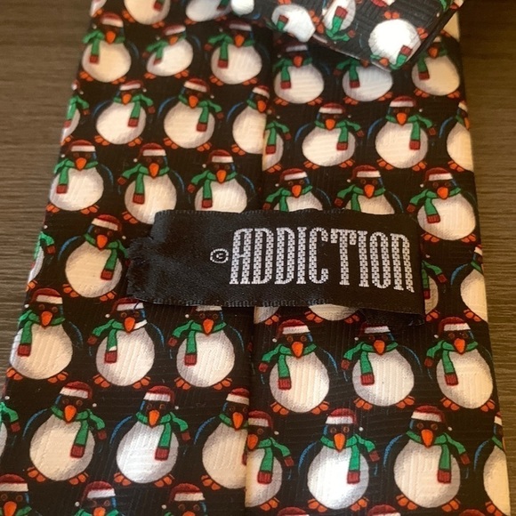 Penguins in Winter Scarves Holiday Christmas Tie - Picture 4 of 4